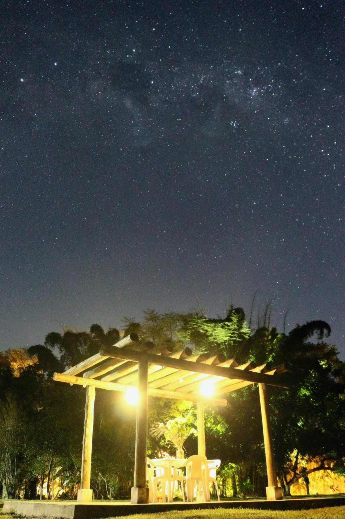 Ecoisa De Chacara - Casa De Vidro, Casa De Campo Morretes Bagian luar foto